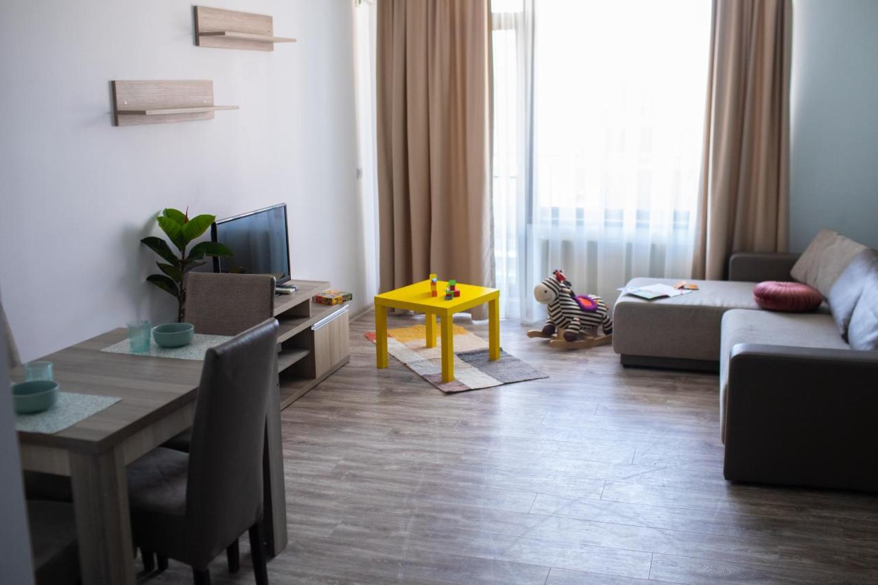 مامايا Nor Apartments Summerland المظهر الخارجي الصورة