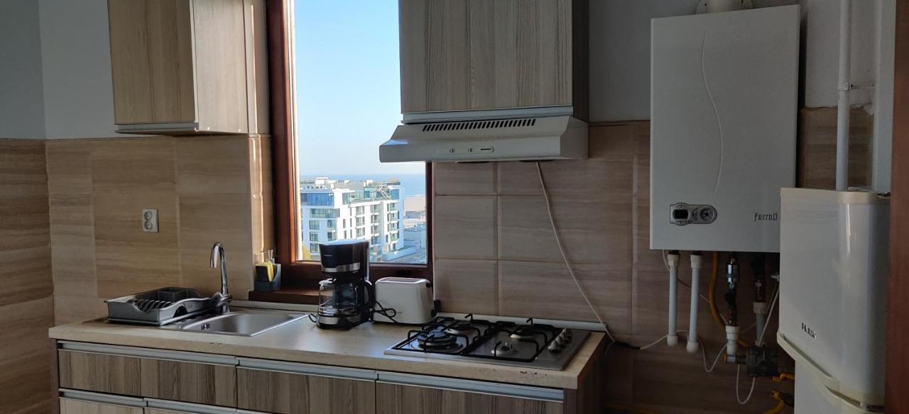 مامايا Nor Apartments Summerland المظهر الخارجي الصورة