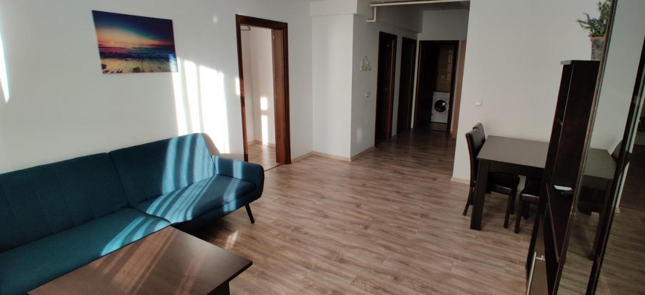 مامايا Nor Apartments Summerland المظهر الخارجي الصورة