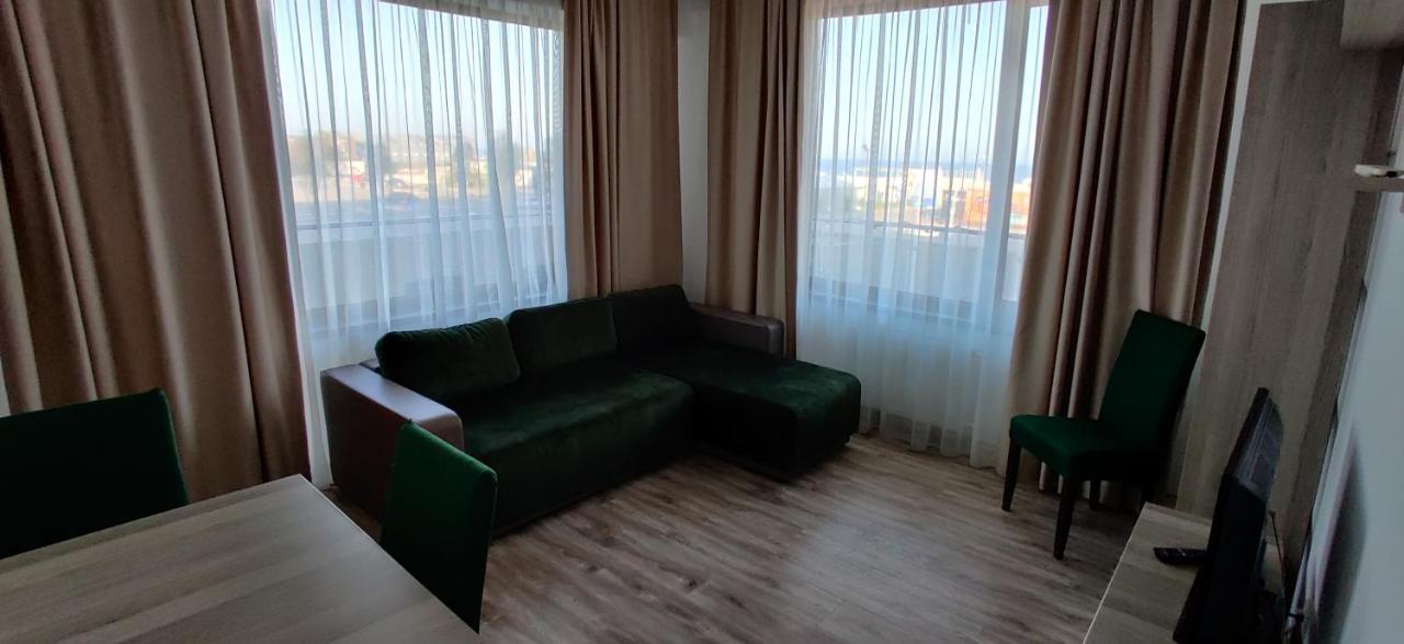 مامايا Nor Apartments Summerland المظهر الخارجي الصورة